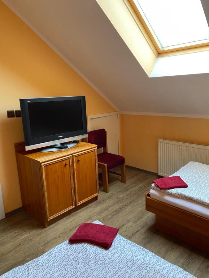 Restaurace U Vlkove Hotel Kamenice Eksteriør billede