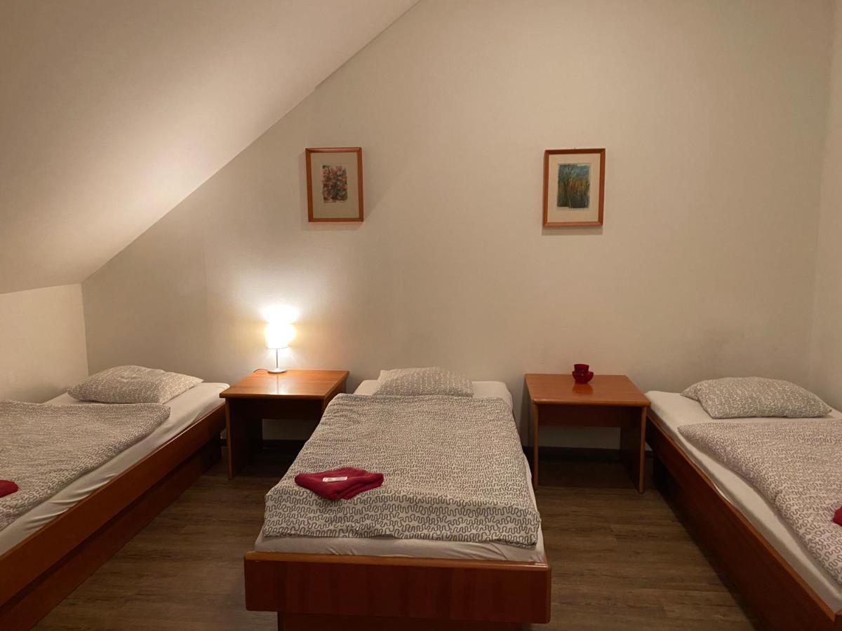 Restaurace U Vlkove Hotel Kamenice Eksteriør billede