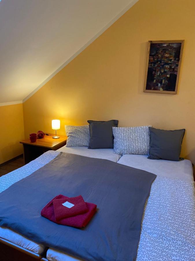 Restaurace U Vlkove Hotel Kamenice Eksteriør billede